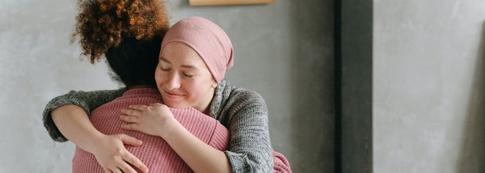 Femme atteinte de cancer - résilier ses dons à la Ligue contre le cancer